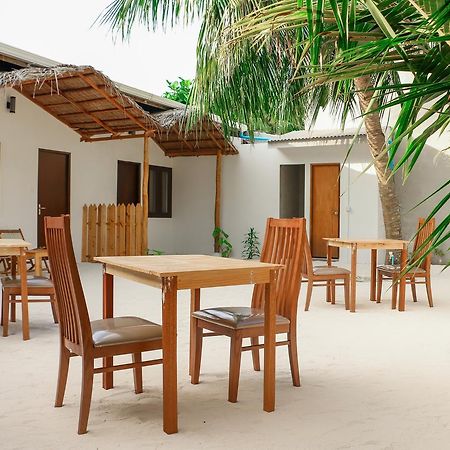 Hotel The Castaway Retreat à Feridhoo Extérieur photo