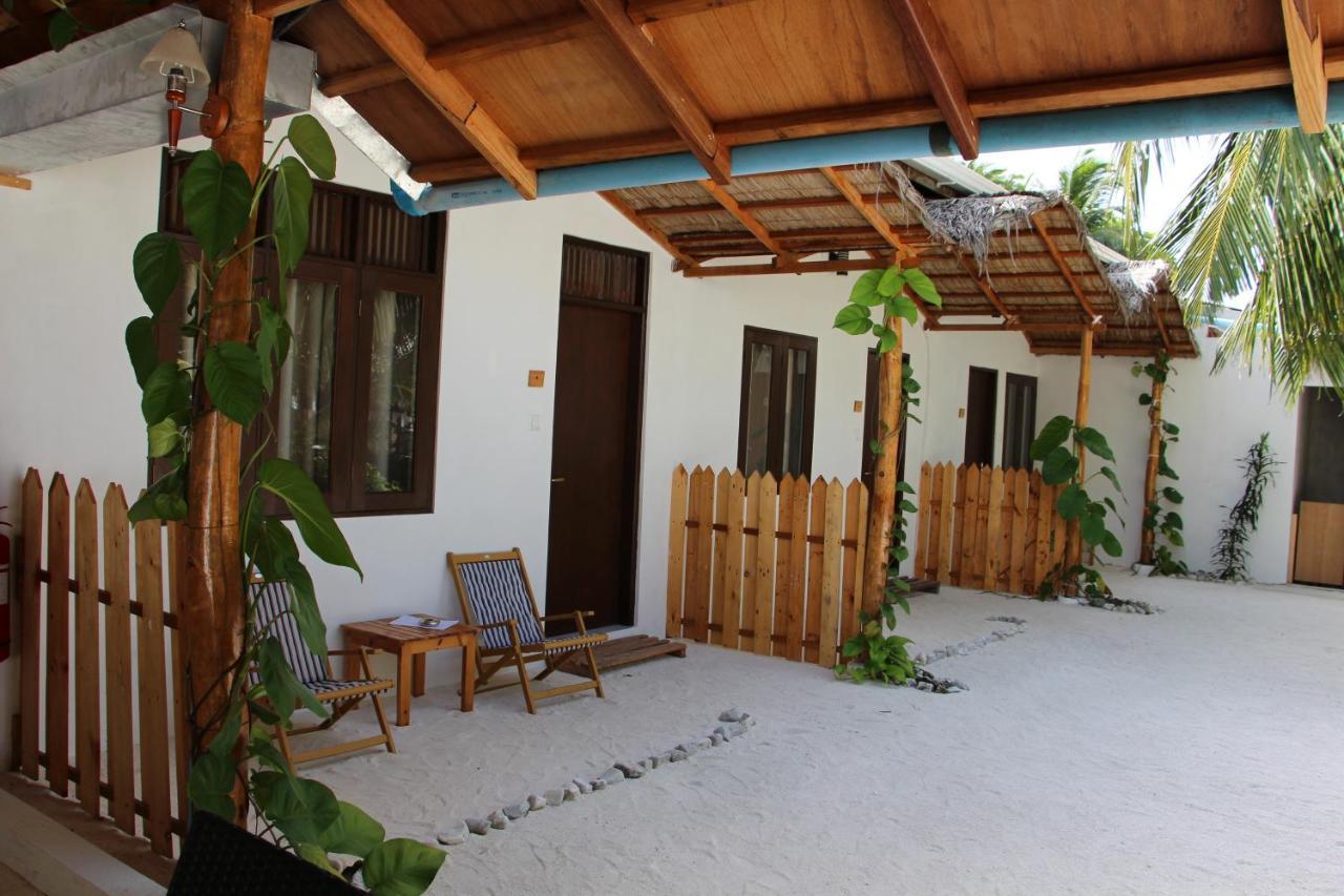 Hotel The Castaway Retreat à Feridhoo Extérieur photo