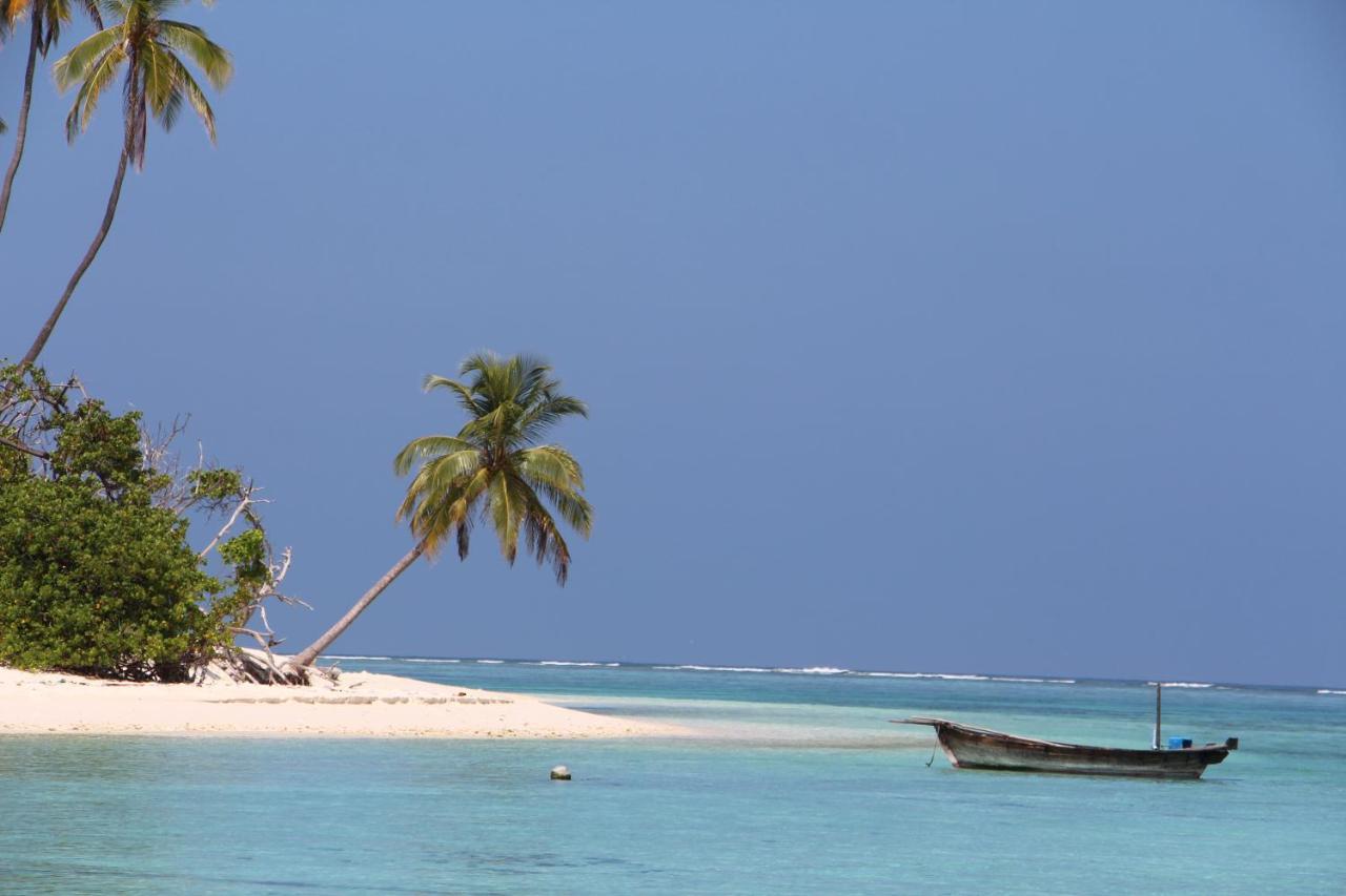 Hotel The Castaway Retreat à Feridhoo Extérieur photo